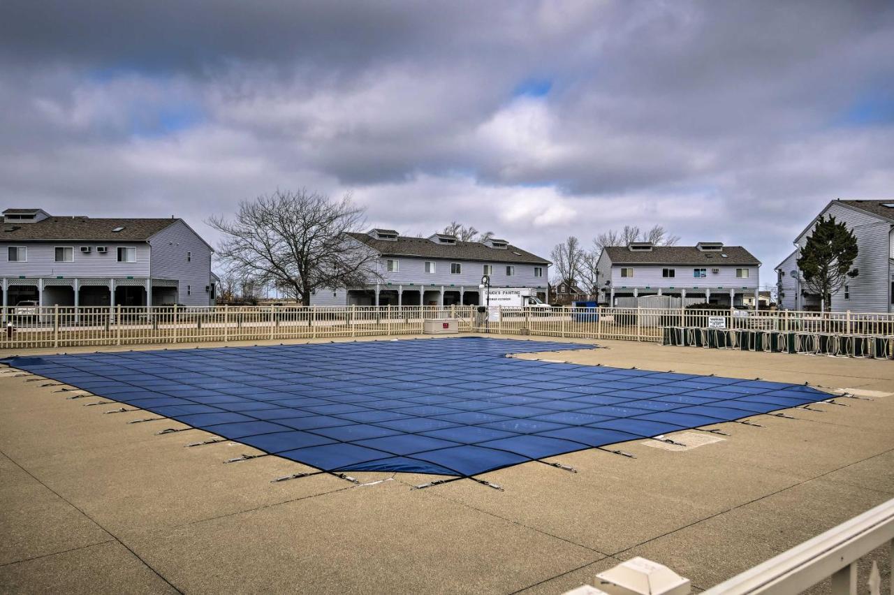 Condo With Balcony, Dock And Access To Lake Erie Sand Beach Exterior photo